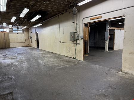 Manufacturing Facility Near I-5 & Fremont Bridge
