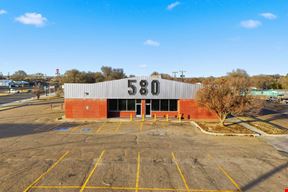 1601 N Main St (or N Highway 64)