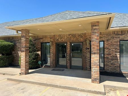817 SW 89th St - Newly Renovated Multi Unit Office