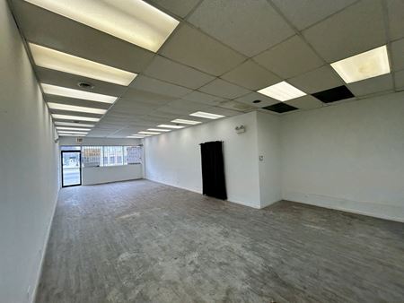 Retail space for Rent at 5032 W North Avenue - Commercial for Lease in Chicago