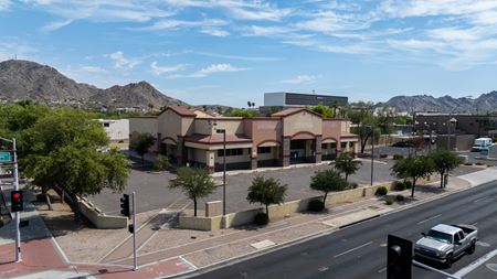 Retail space for Rent at 10 E Dunlap Ave in Phoenix