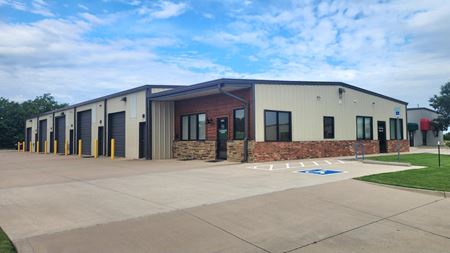 Flex Space space for Sale at 3240 Deskin Dr in Norman