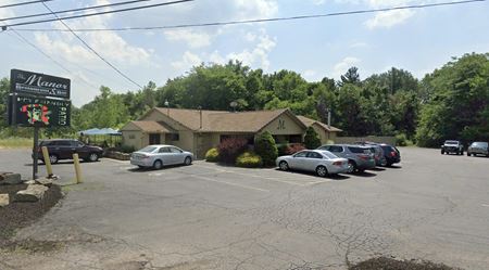 Retail space for Sale at Established Restaurant Opportunity on 4.3 Acres in Youngstown in Youngstown