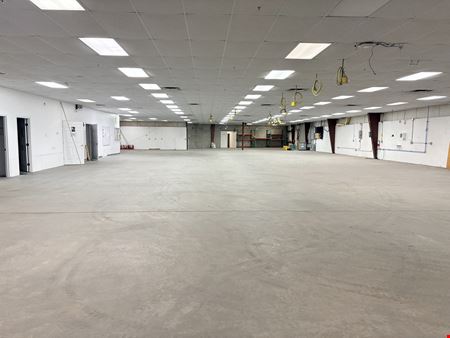 Rare Retail and Warehouse Opportunity on US-41
