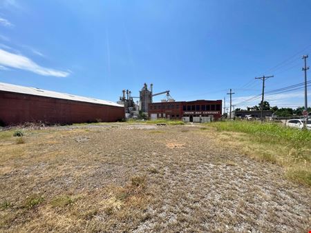 Land space for Rent at 1139 NW 4th St in Oklahoma City