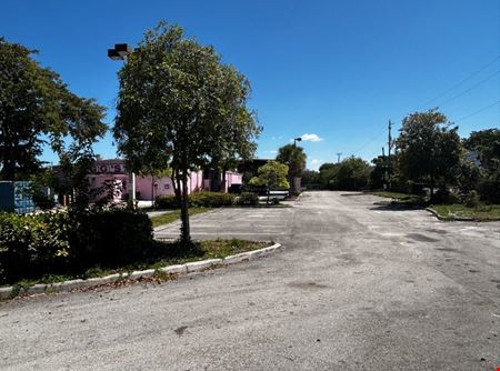 18,000 SF on 2.4 Acres I-1X
