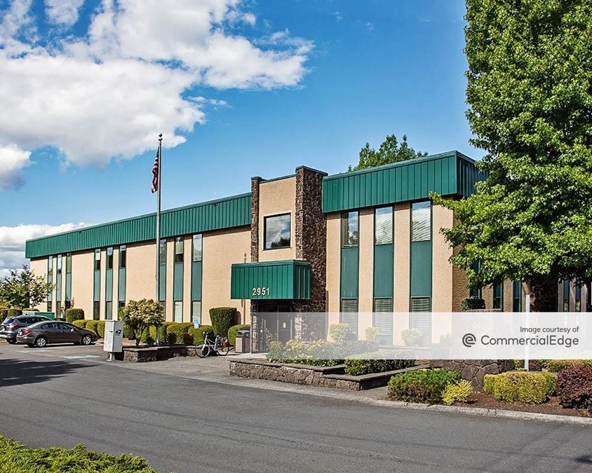 West Gresham Plaza