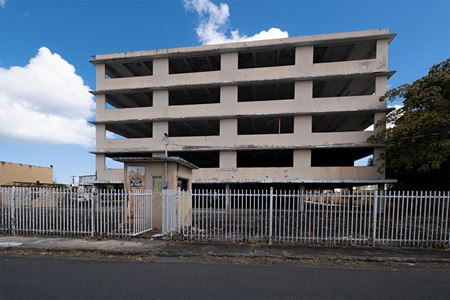 Office space for Rent at VALENCIA OFFICE BUILDING in RIO PIEDRAS