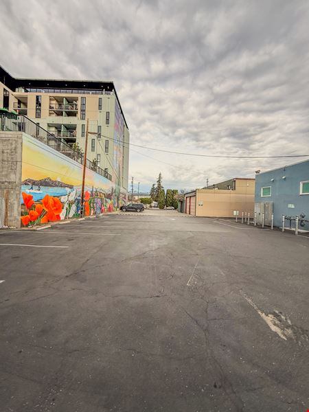 995 E Santa Clara