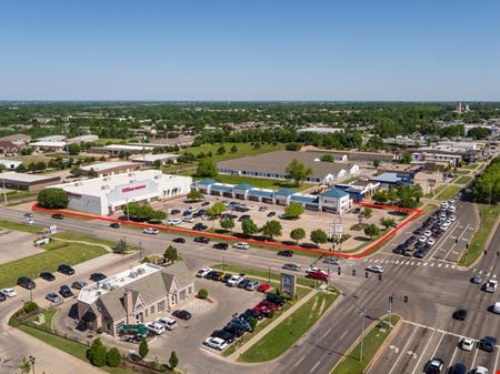 Retail space for Rent at Berkshire Plaza in Edmond