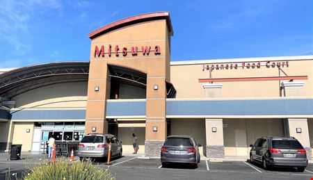 Strawberry Park Shopping Center
