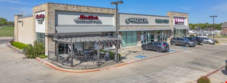 Commercial space at 102 E Ovilla Rd in Red Oak