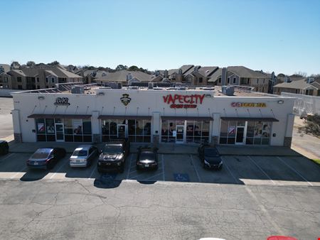 Retail space for Rent at 1818 W Pioneer Pkwy in Arlington