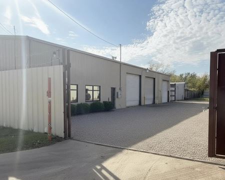 Office space for Rent at 2307 May St in Dallas