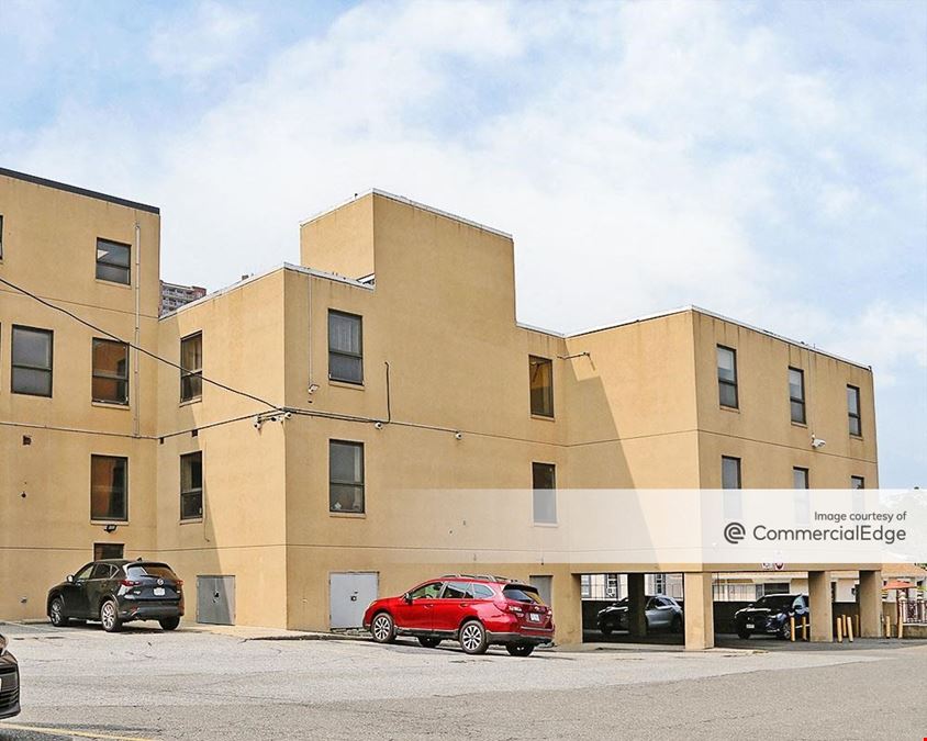 Riverdale Professional Building