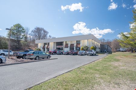 Office space for Rent at 604 Federal Road (Rte. 7), Unit 1A, Brookfield, CT in Brookfield