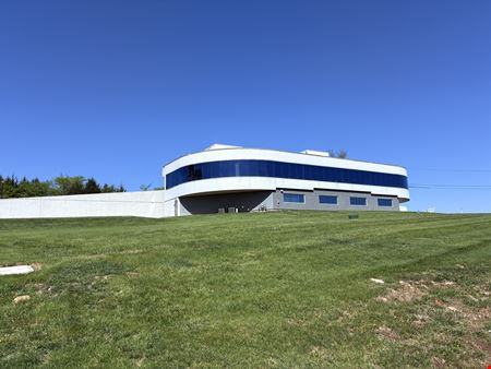 Office space for Rent at 1001 Northwest Barry Road in Kansas City