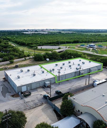 Office space for Rent at Crosspoint Office/Warehouse in San Antonio