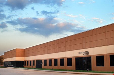 Industrial space for Rent at 109th Street Building in Urbandale