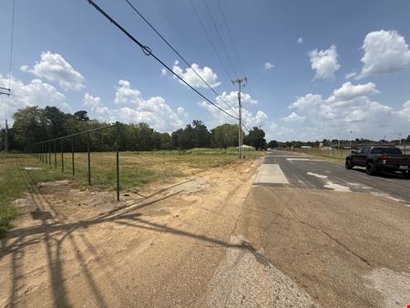 2700, 2702, 2704  W Upshur Ave