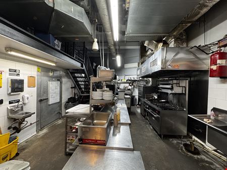 2,000 SF | 317 Union Avenue | Corner Turn-Key Restaurant with Glass Frontage for Sale