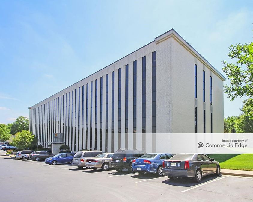 Cloverleaf Office Park - Building 3 & 9