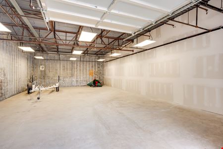 Industrial Flex Space Available | Foxwood Plaza
