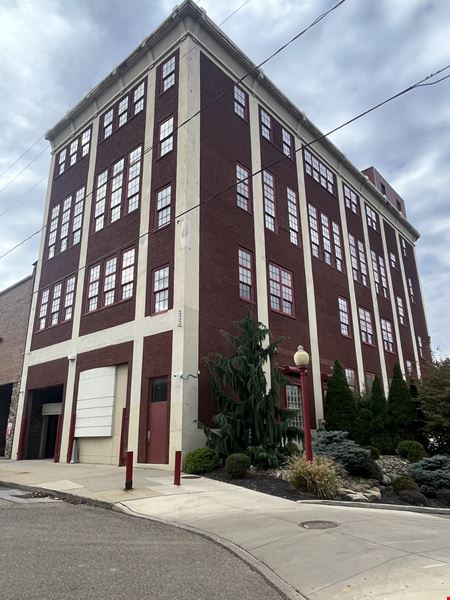 Office space for Rent at Union Point in Akron