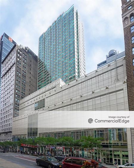 Retail space for Rent at The Olivia in New York