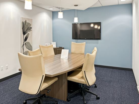 HQ - Novi - Grand River Ave