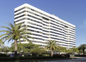 Office Condo Suite 940 |  4770 Biscayne