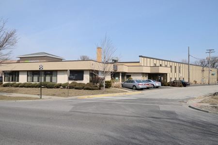 Office space for Rent at 3924 W Devon Ave in Lincolnwood