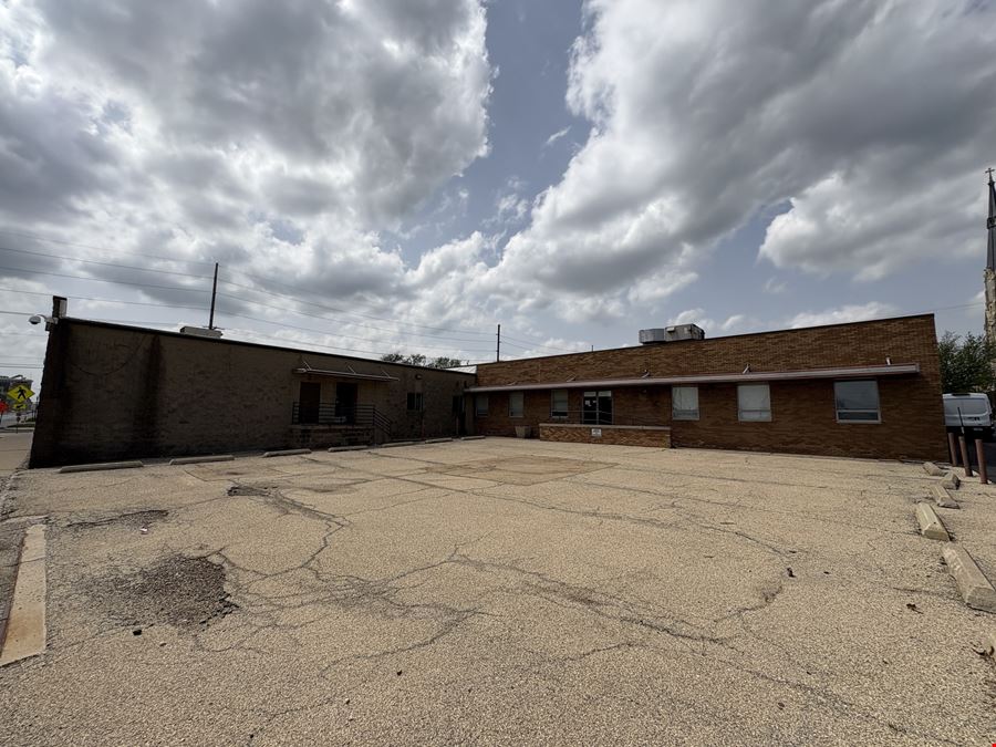 601-605 Northeast Jefferson Avenue