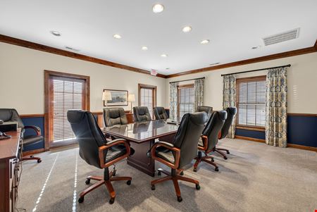 5 Hawthorne Park Ct