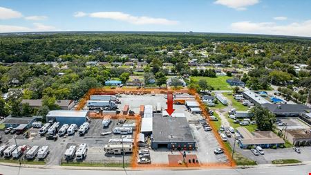 Retail space for Sale at Auto Shop with Large Outdoor Storage Yard in Ormond Beach
