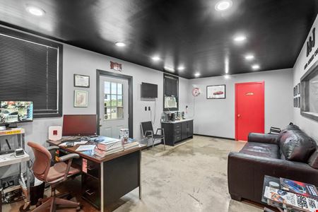 TURNKEY AUTO REPAIR SHOP AVAILABLE IN DOWNTOWN HARRISONBURG