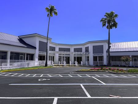 Retail space for Rent at Manatee Village in Tarpon Springs