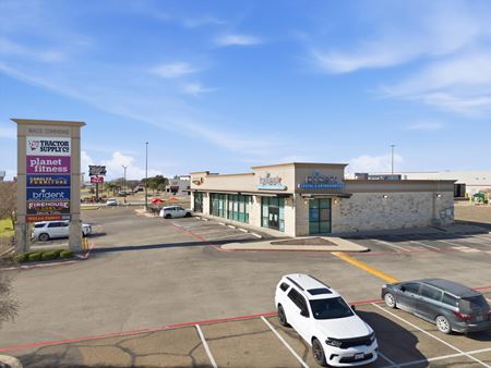Retail space for Rent at 4215 Franklin Ave in Waco