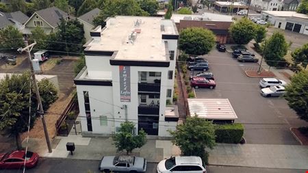 Lombard Lofts