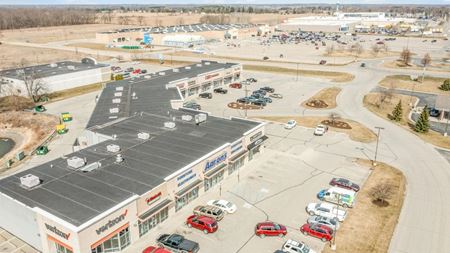 Retail space for Rent at Market Square Plaza in Ionia