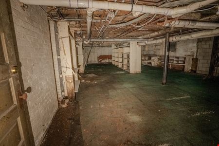 644 Main St