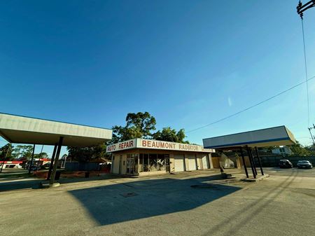 Retail space for Rent at 5605 Calder in Beaumont