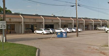 Industrial space for Rent at 241 W Wilshire Blvd in Oklahoma City
