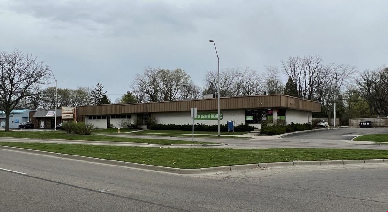 2882 S. Dixie Drive