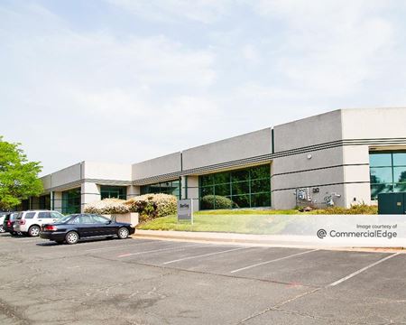 Office space for Rent at Monroe Business Center I in Herndon