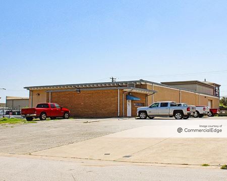 Commercial space at 3910 Warehouse Row in Austin