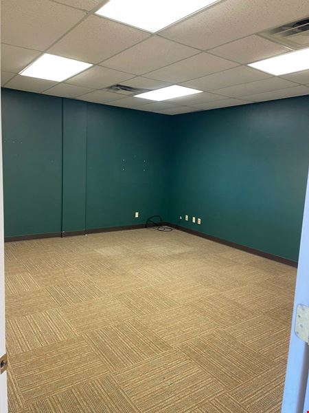 Retail / Office Space in Ponca City