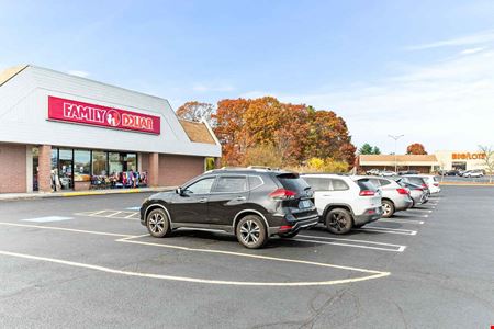 Warwick, RI - Crossroads Plaza