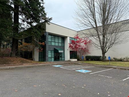 Industrial space for Rent at Columbia Stone - Industrial Building with Fenced Yard in Tualatin