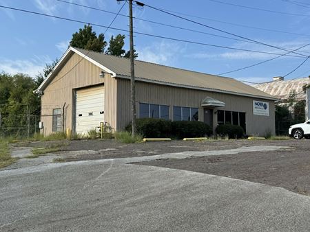 Office space for Sale at 919 Hwy 64 W in Henderson